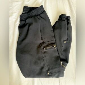 Gently used Zara cargo joggers size S